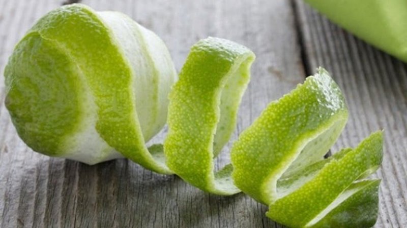 Cách trị nấm da đầu dân gian với vỏ bưởi